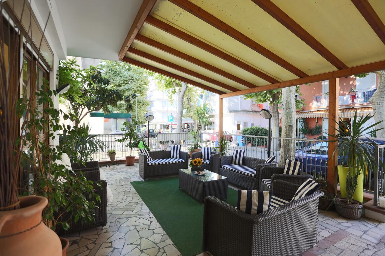 Hotel Domus Mea Cattolica Exterior photo